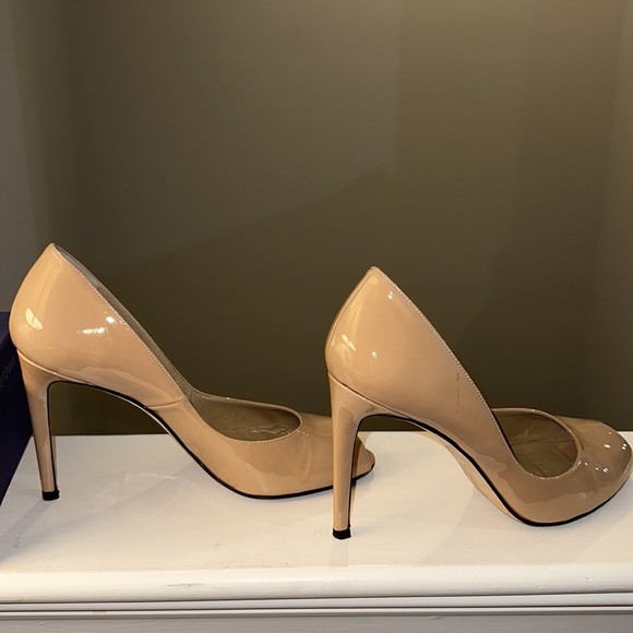 Stuart Weitzman Nude Cachet peep toe heels - Picture 4 of 5